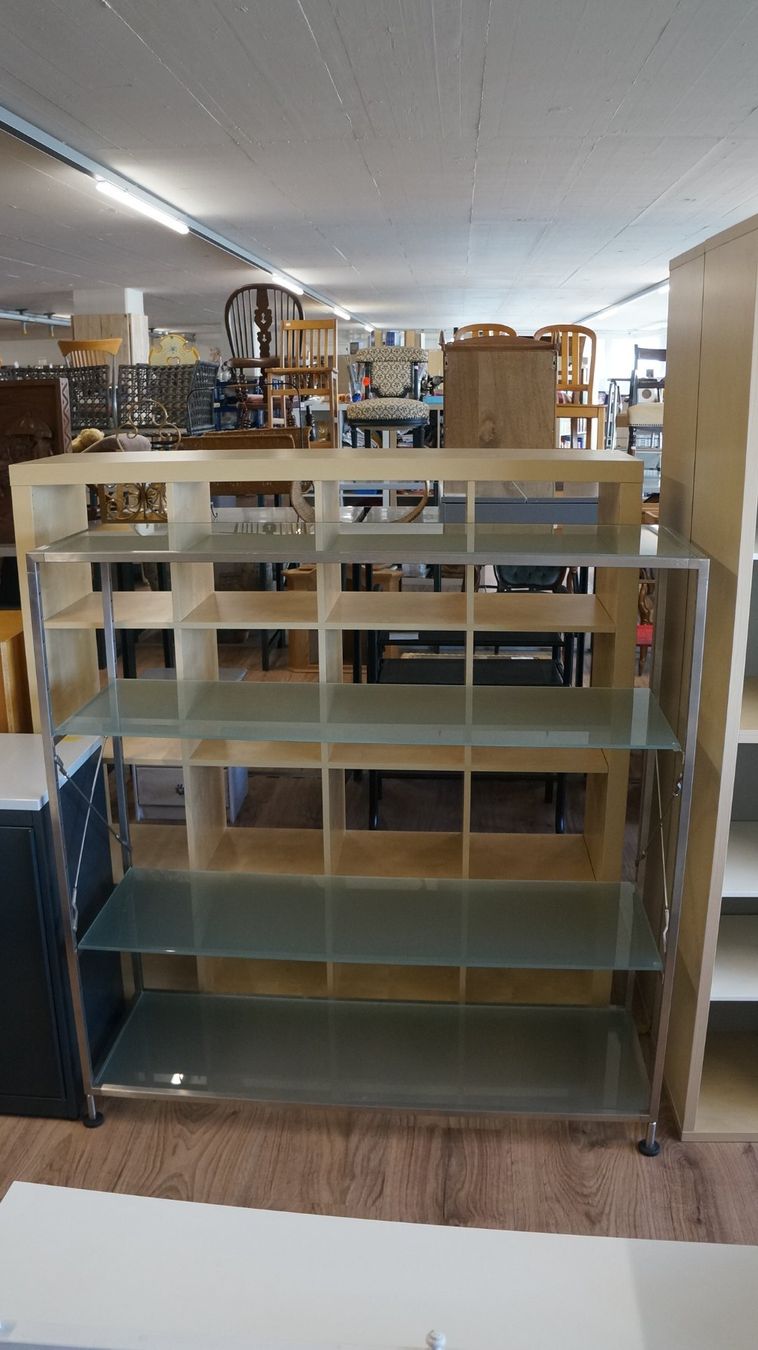 Vitra Scaffali: Vitra Glasregal Vintage – Usato da Basel venduto da bk_brockibasel 1