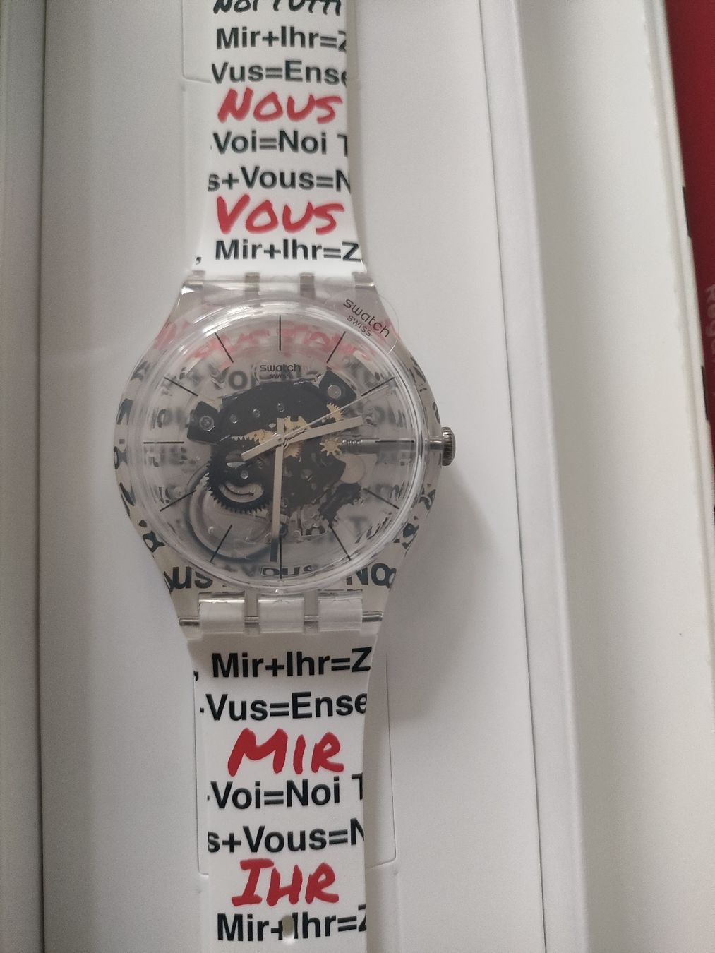 Swatch Orologi: Swatch Aktionärsuhr 2026 – Nuovo e nell'imballaggio originale da Bern venduto da Lidia.5 2