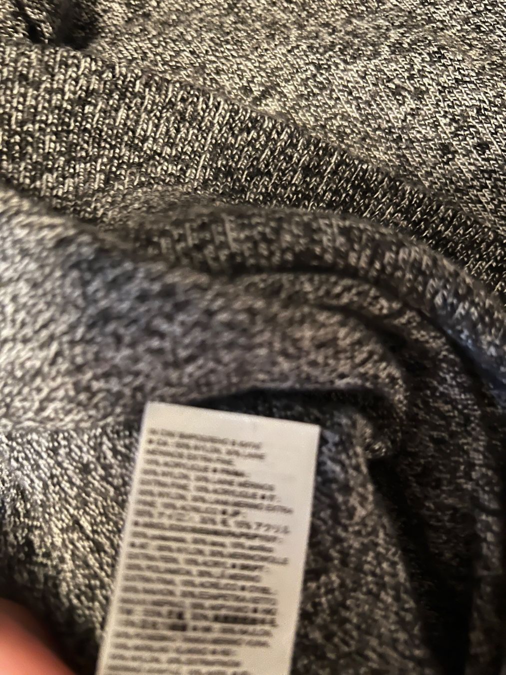 Gap Maglioni & Felpe: Pullover Gap grau meliert mit Seitenschlitzen gebraucht – Usato da Ruggell venduto da Malbuntiger01 4