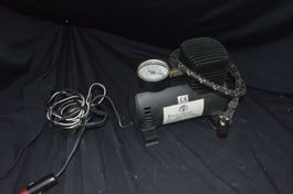 Luftkompressor TYP EY-1401344 12V guter Zustand