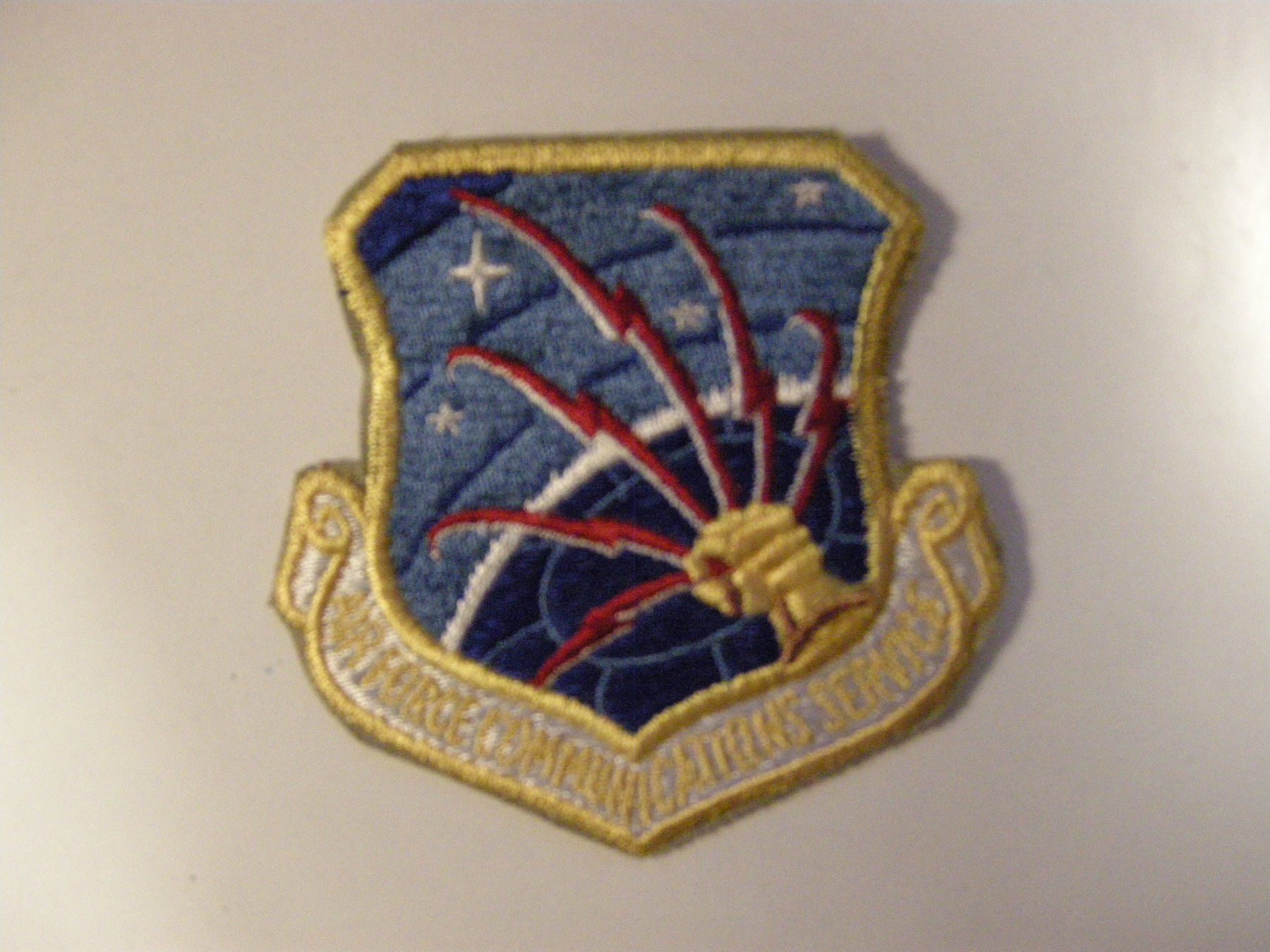 Toppe: US Air Force Aufnäher "AIR FORCE COMMUNICATIONS SERVICE" – Nuovo (secondo la descrizione) da Bottmingen venduto da dah_cfj9