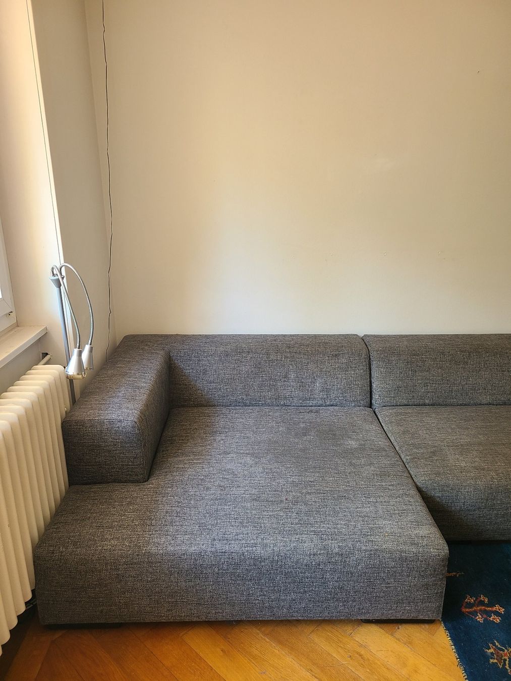 Sofas: Modernes modulares Ecksofa mit Chaiselongue – 2-teilig – Gebraucht aus Bern von chl_tyy7 2