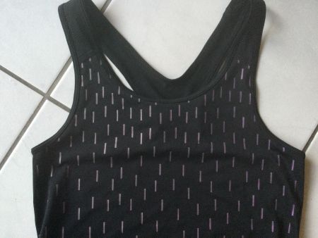 Sport Nike Damen Top - Gr. S schwarz mit lila Streifen
