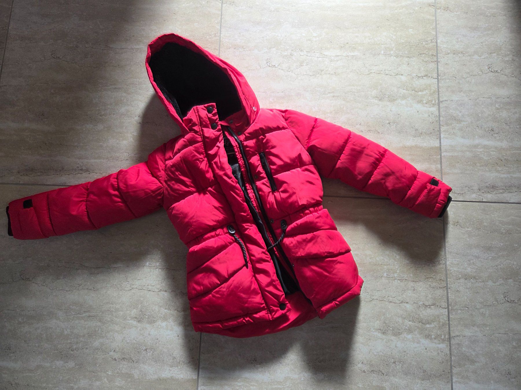 C&A Vestes & Manteaux: Wintermantel Mädchen 128 – D'occasion à Safenwil par tupfli75