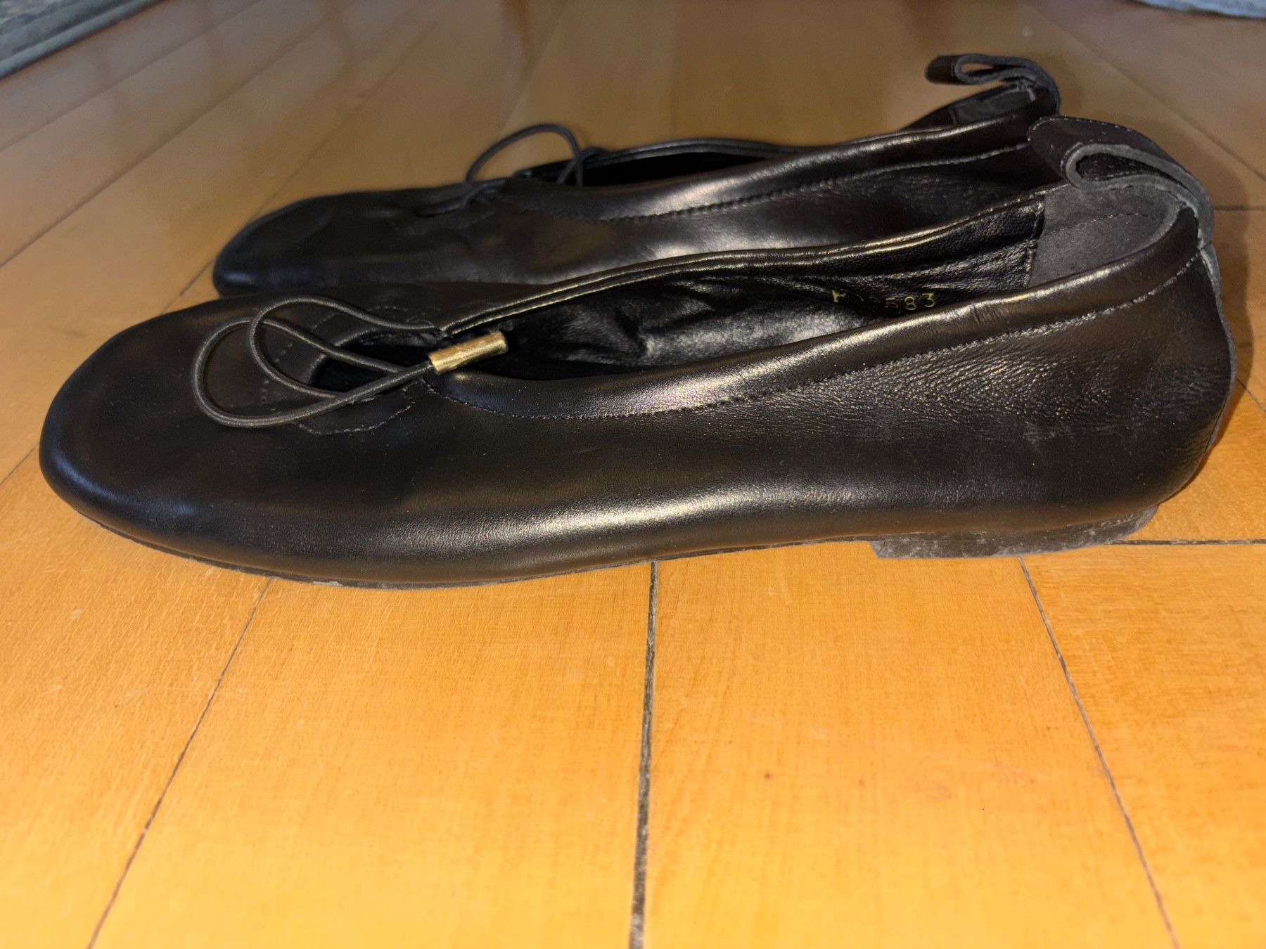 Alohas Scarpe da donna: Alohas Leather Ballet Flats Black – Nuovo (secondo la descrizione) da Zürich venduto da zueri8038 1