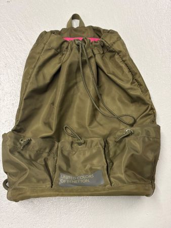 Benetton Rucksack Khaki Nylon olivgrün