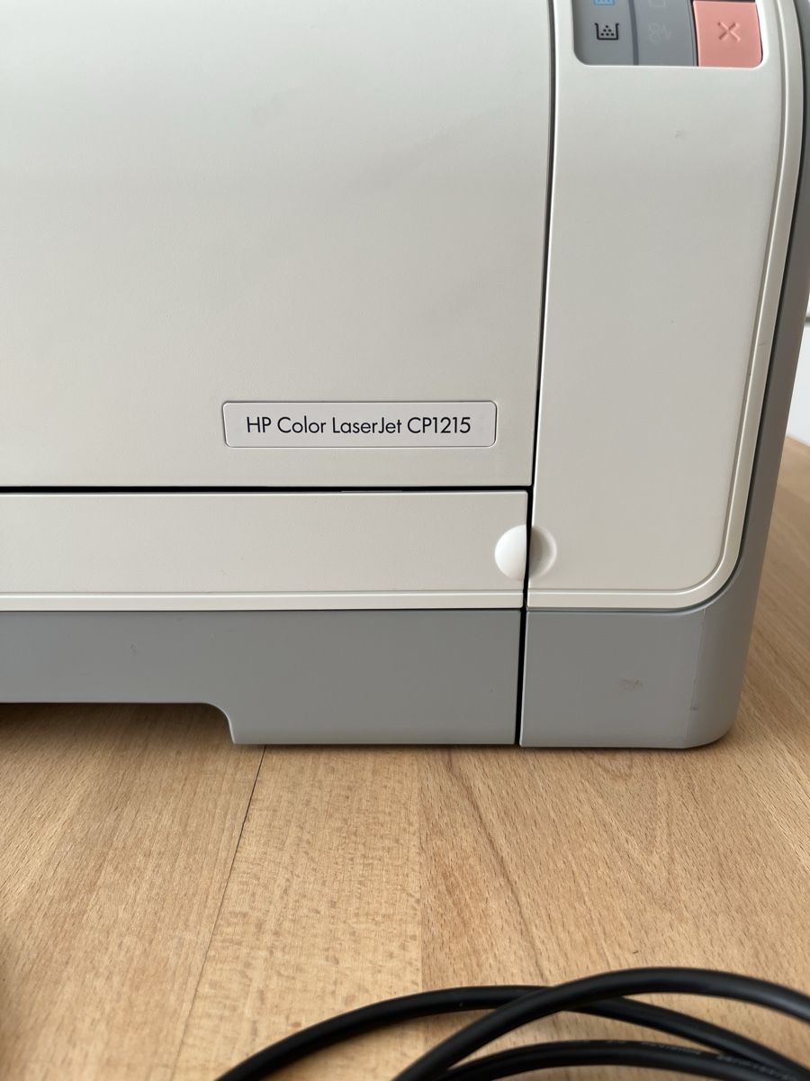 Hewlett Packard Stampanti: Laserdrucker HP Color LaserJet CP1215 – Usato da Zürich venduto da voha72 4