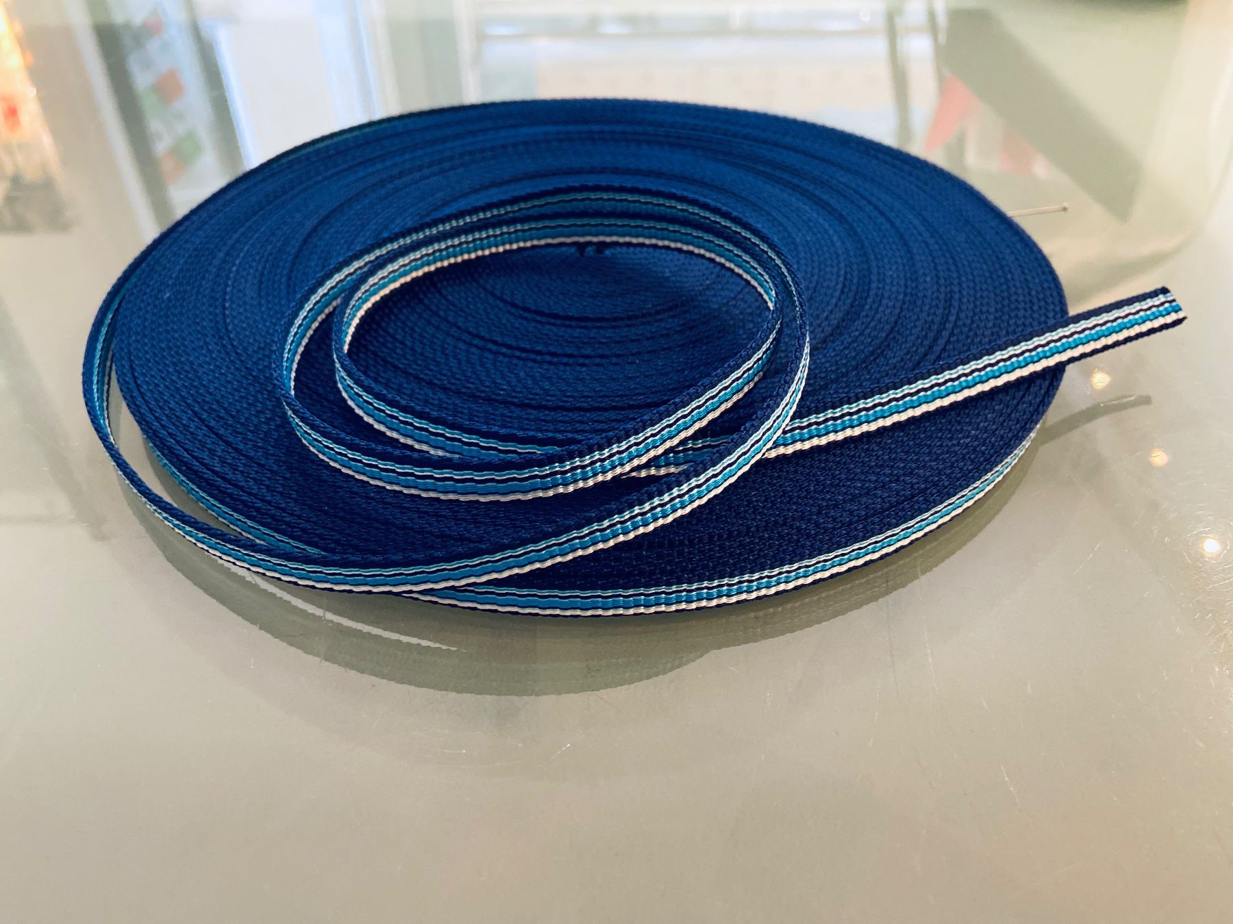 Altro in  Abbigliamento & Accessori: Bandoulière 10 mm - bleu avec rayures – Nuovo (secondo la descrizione) da Lausanne venduto da maintenant 3