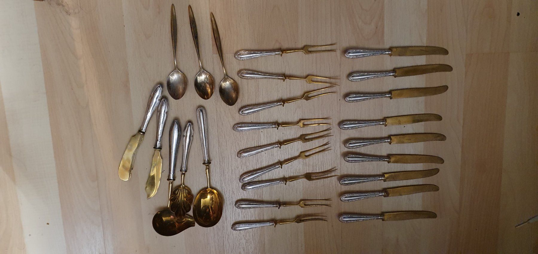 Set di piatti: Antique utensils marked 800 – Usato da Chur venduto da ACE18 1
