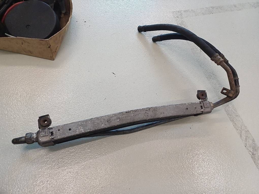 Toutes les pièces auto: Radiateur huile bmw e30 – D'occasion à Morges par enz_9g2k 2