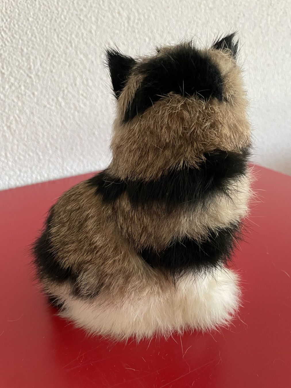 Statuette: sitzende Katze aus Styropor mit echtem Fell beklebt 16 cm – Usato da Winkel venduto da Kade50 2