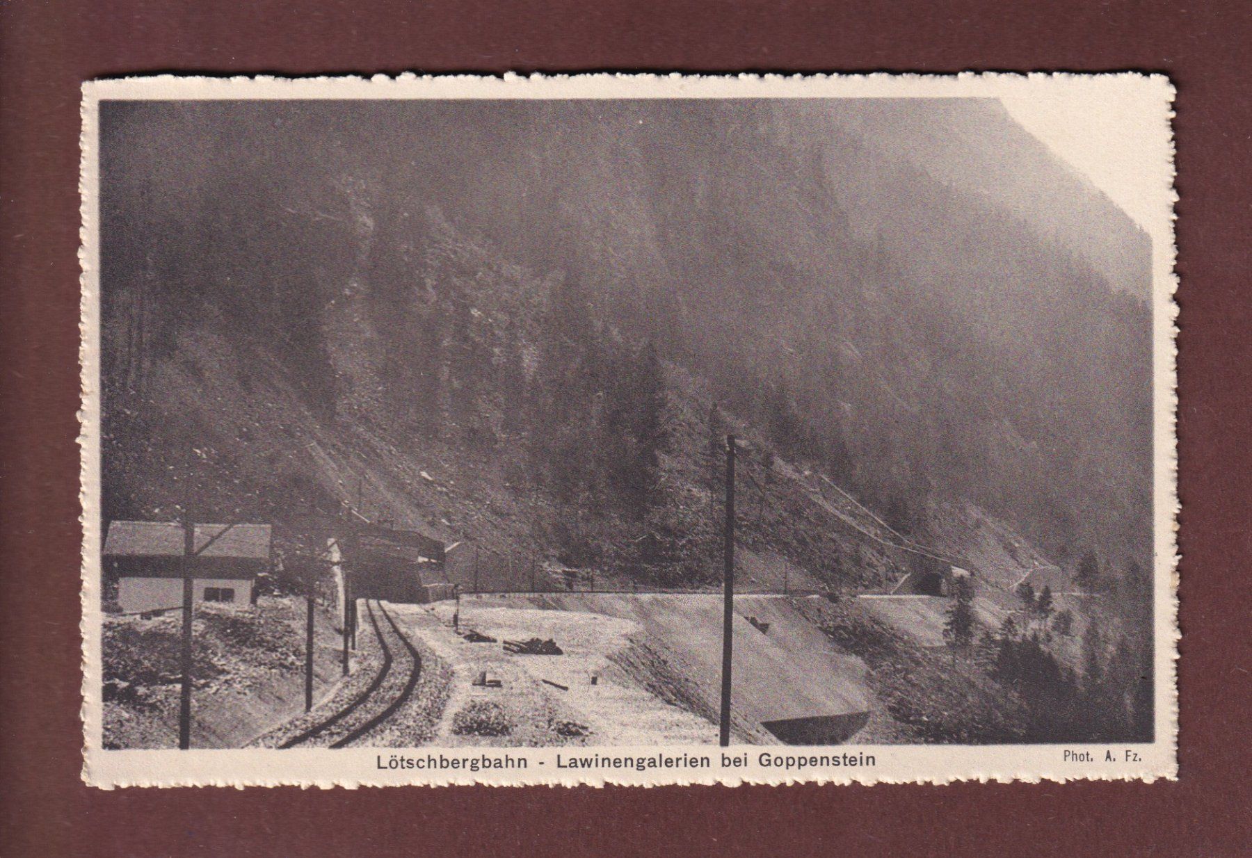 Cartoline postali: Lötschbergbahn - Lawinengalerien bei GOPPENSTEIN – Usato da Pully venduto da nicecards-shop