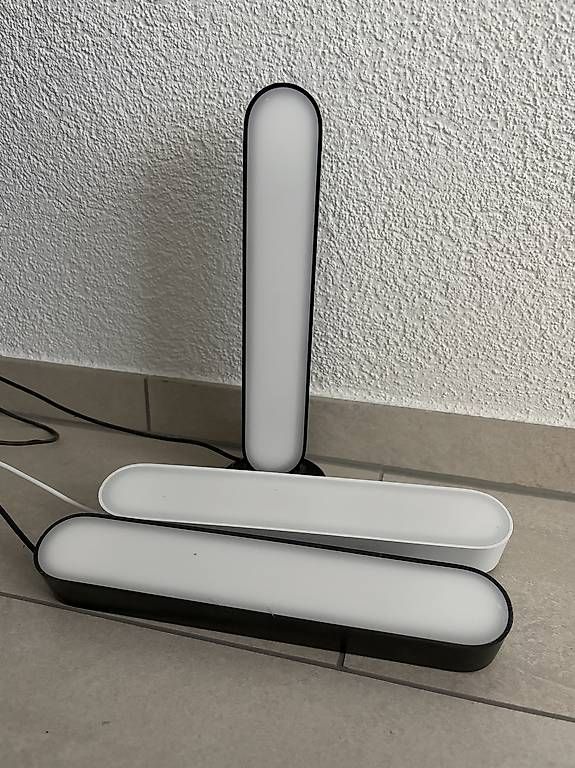 Lampen: Hue Lichter inkl. Sync Box – Gebraucht aus Grossaffoltern von Stojkajs
