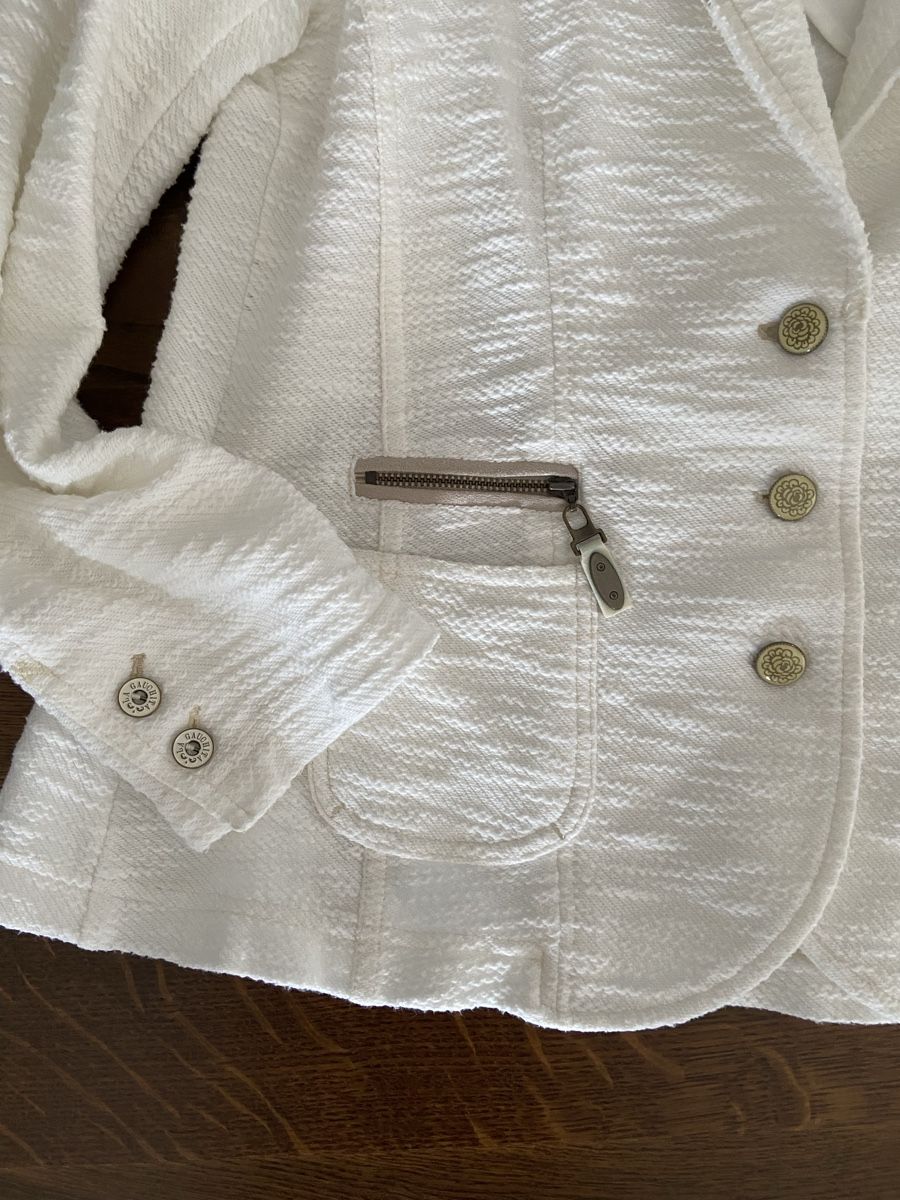 Jacken: Blazer Jacke, weiss, Grösse 40 – Gebraucht aus Stein am Rhein von Esthi.05 2