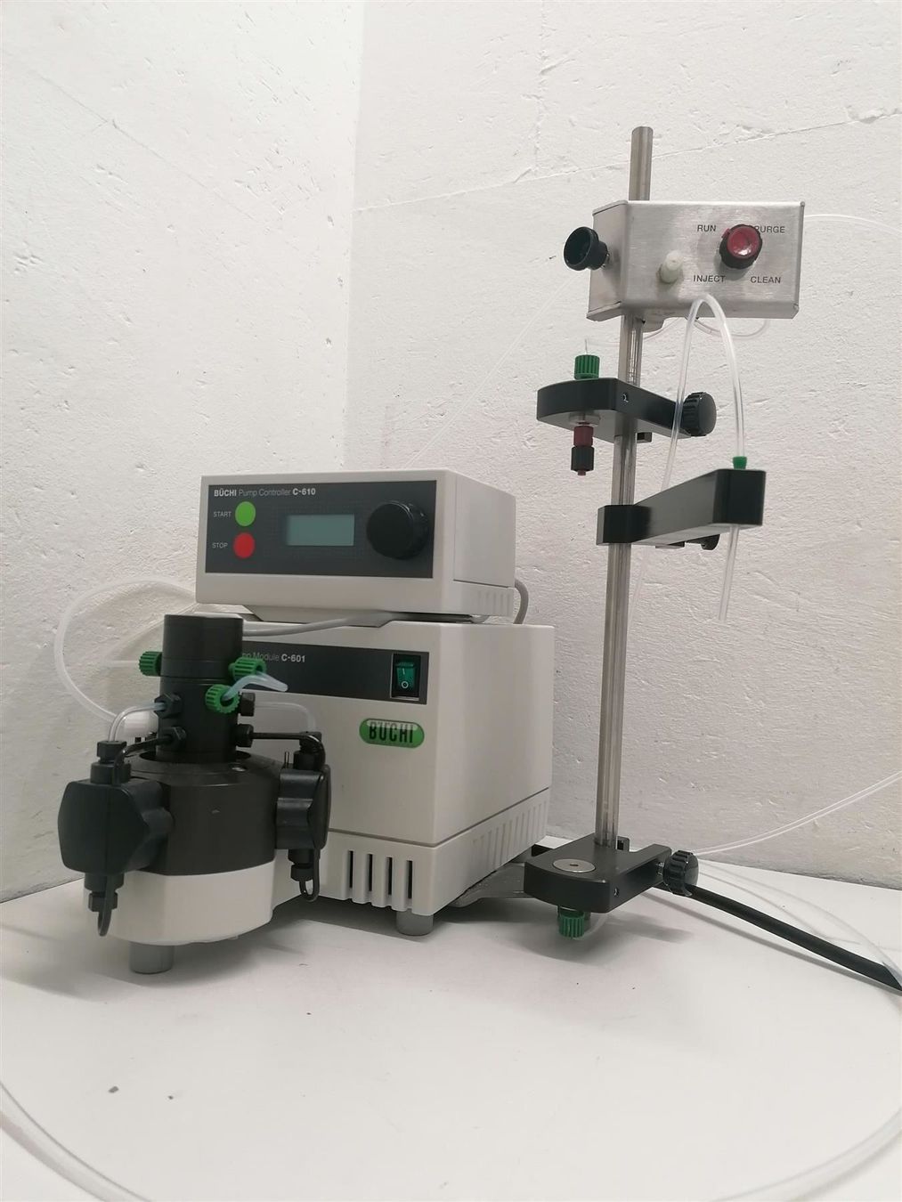 Accessori da laboratorio: Büchi Pumpen Modul C-601 & C-610 Manager – Usato da Niederdorf venduto da LeptonAG_Labor 3