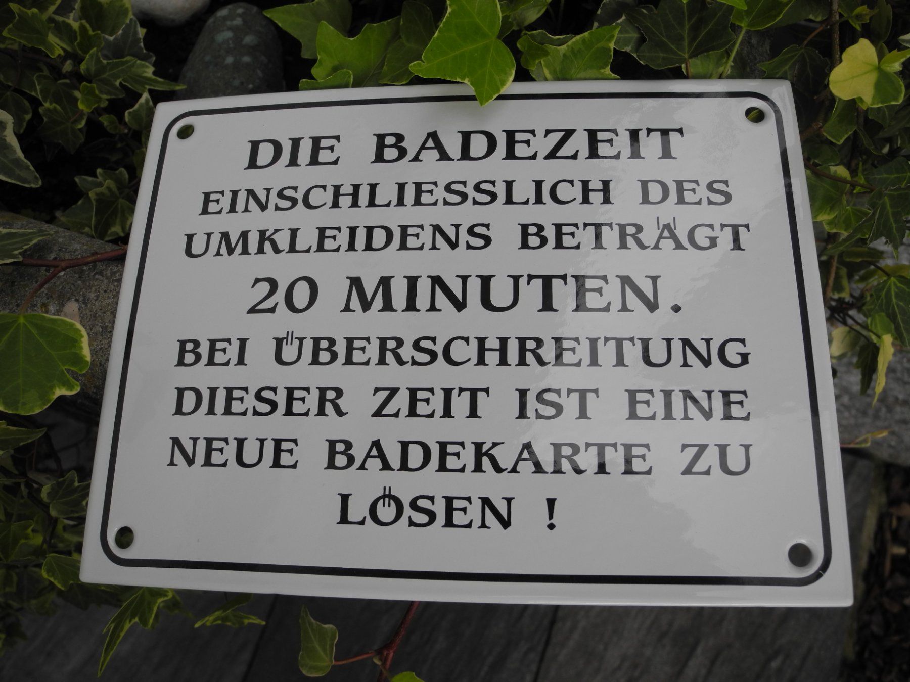 Schilder: BADEREGELN EMAILSCHILD – Neu (gemäss Beschreibung) aus Reinach AG von Huckleberrysix