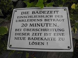 BADEREGELN EMAILSCHILD
