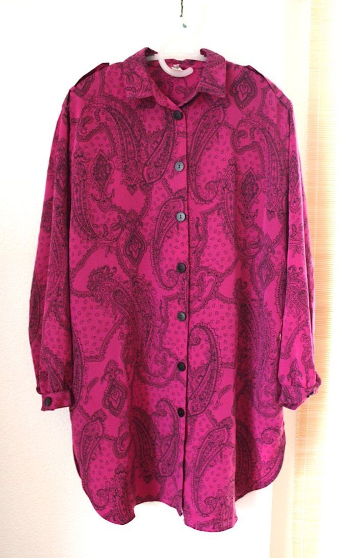 Blusen: Neuwertige Long Bluse mit je einer Seitentasche, Gr. 40 – Gebraucht aus Locarno von madame-tus-sauds 2