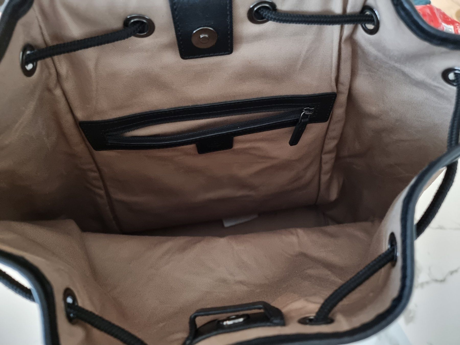 Mcm Zaini: 💛 MCM Special Edition: Raymonde Backpack – Usato da Zürich venduto da TrueTrade 3