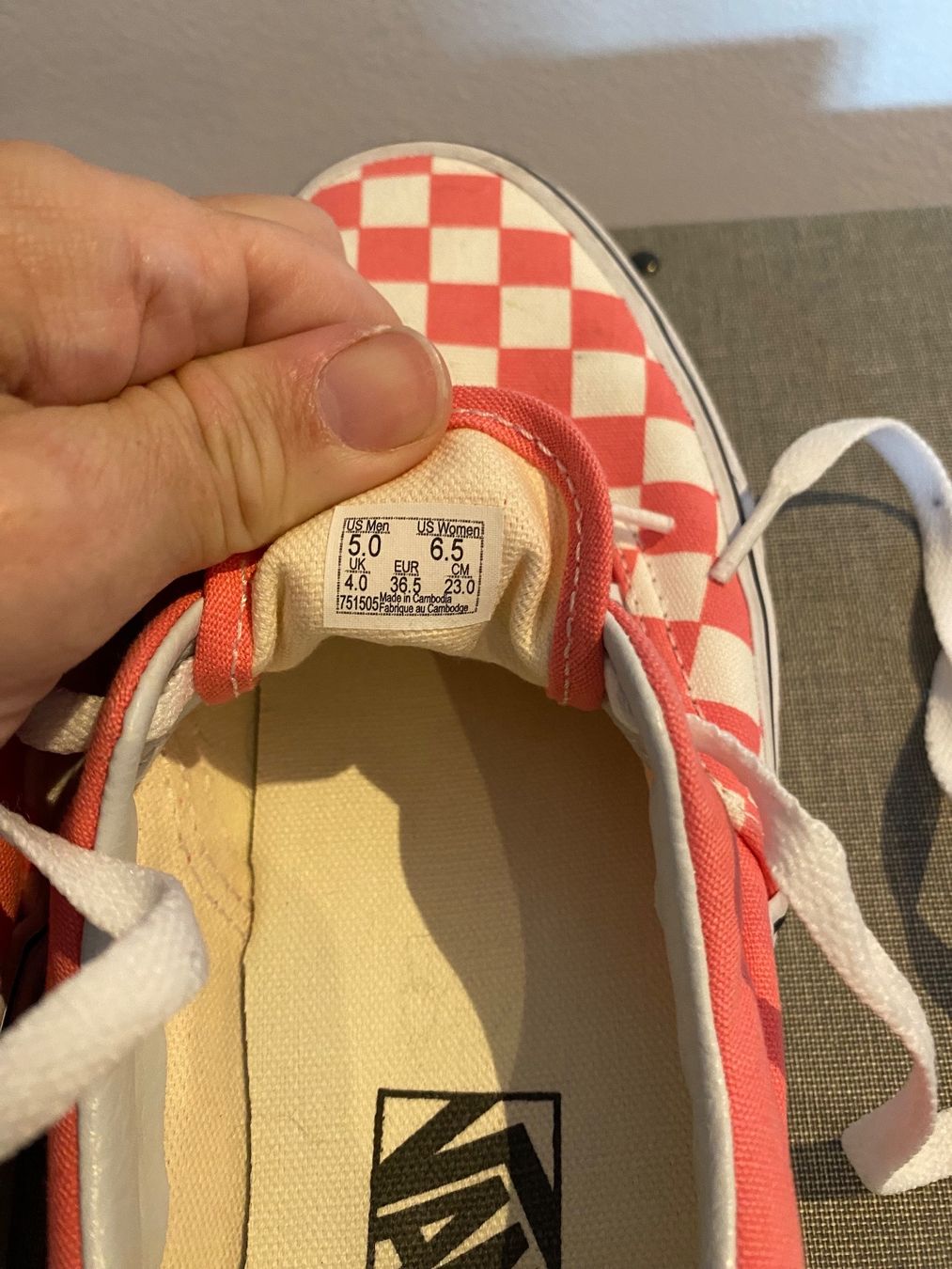 Vans Herrenschuhe: Vans Pink and White Check Size 36.5 – Gebraucht aus Zürich von rachdied 2