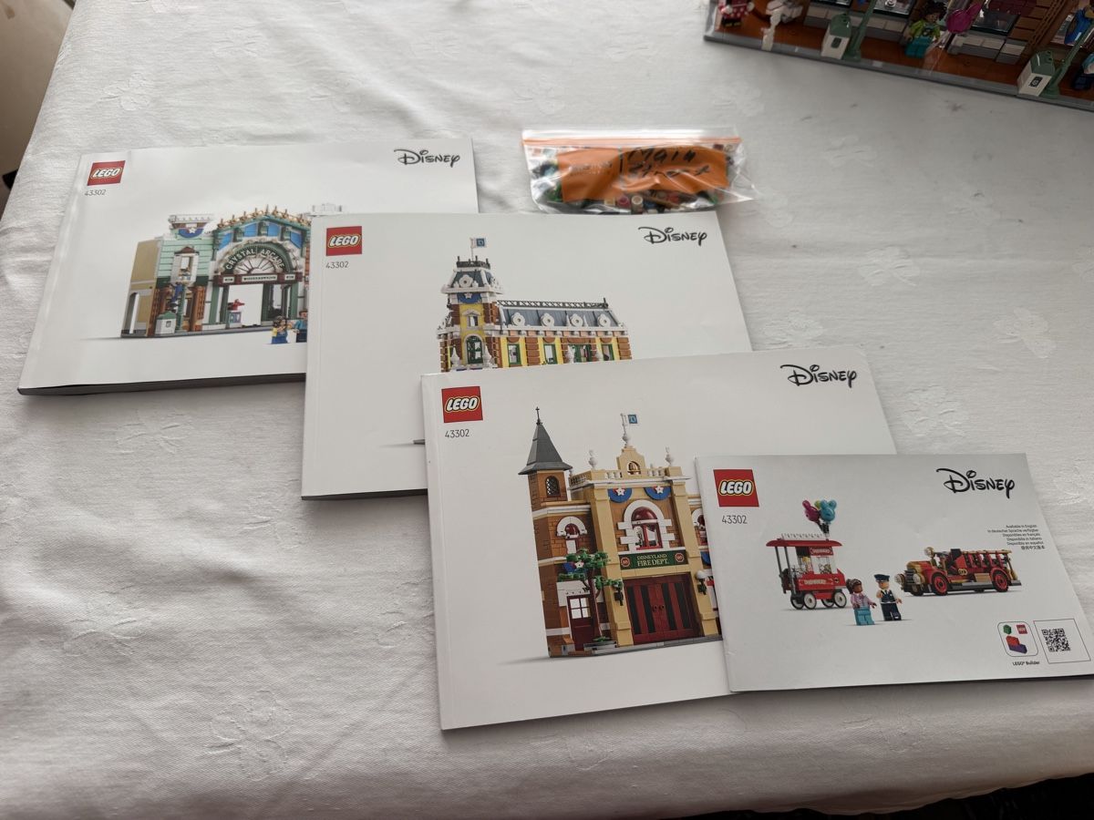 Lego Jeux de construction: Lego Main Street – D'occasion à Einsiedeln par ironlady3 9