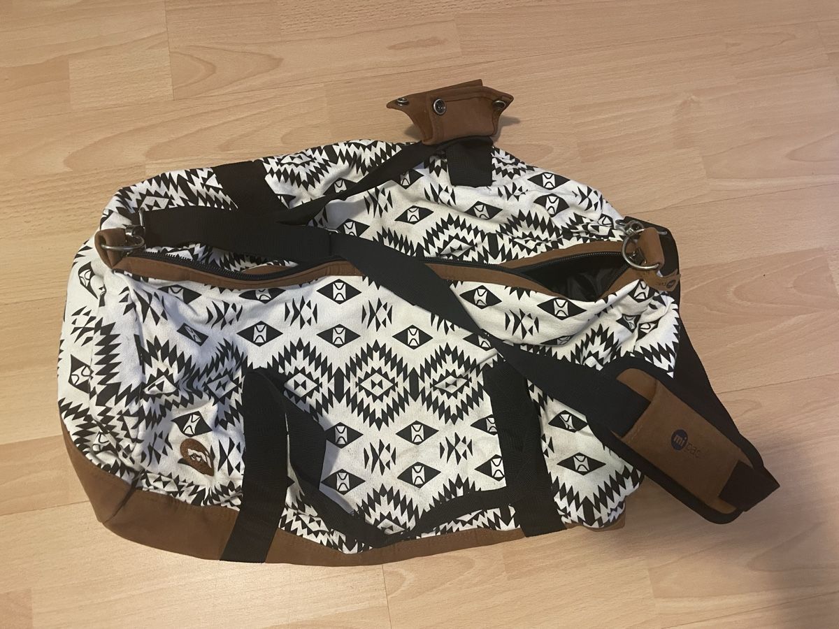 Borse: Trendige Reisetasche mit Muster – Nuovo (secondo la descrizione) da Zürich venduto da claudiapuresoul