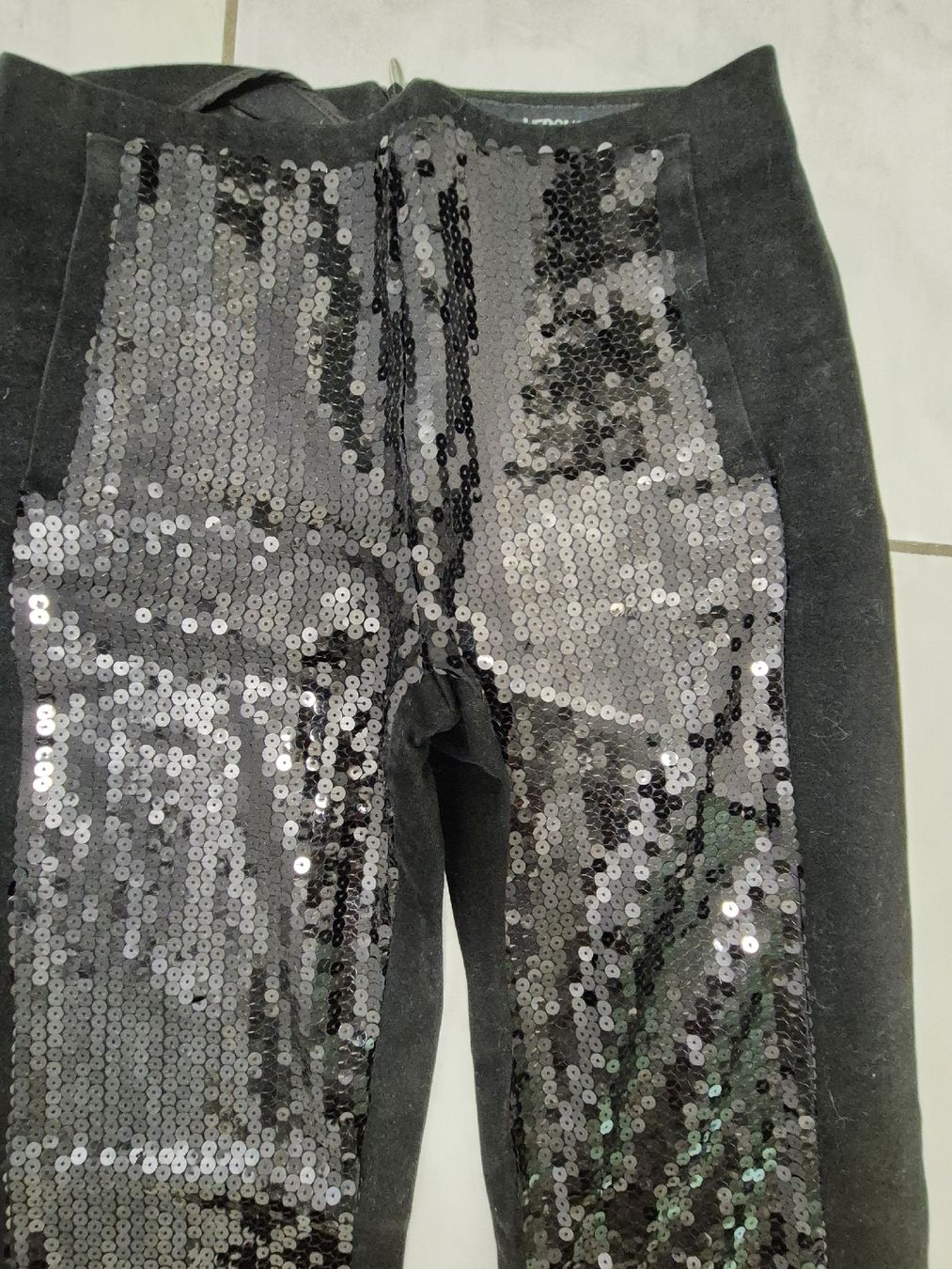 Versace Hosen: Versus Versace Hose – Neu (gemäss Beschreibung) aus Volketswil von 2000ra 1