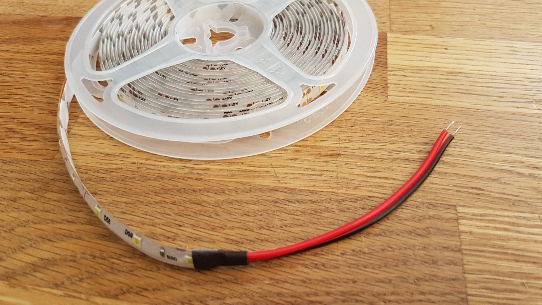 Lampade: Bande de led vertes 5 m – Nuovo e nell'imballaggio originale da Saxon venduto da Sebdem 2