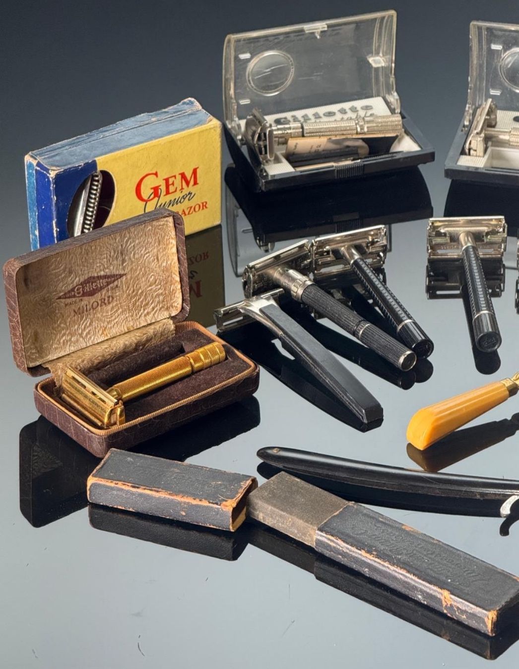Gillette Rasoi & Lamette da barba: Rasoio di sicurezza Gillette Adjustable con custodie – Usato da genève venduto da tomasch02 3