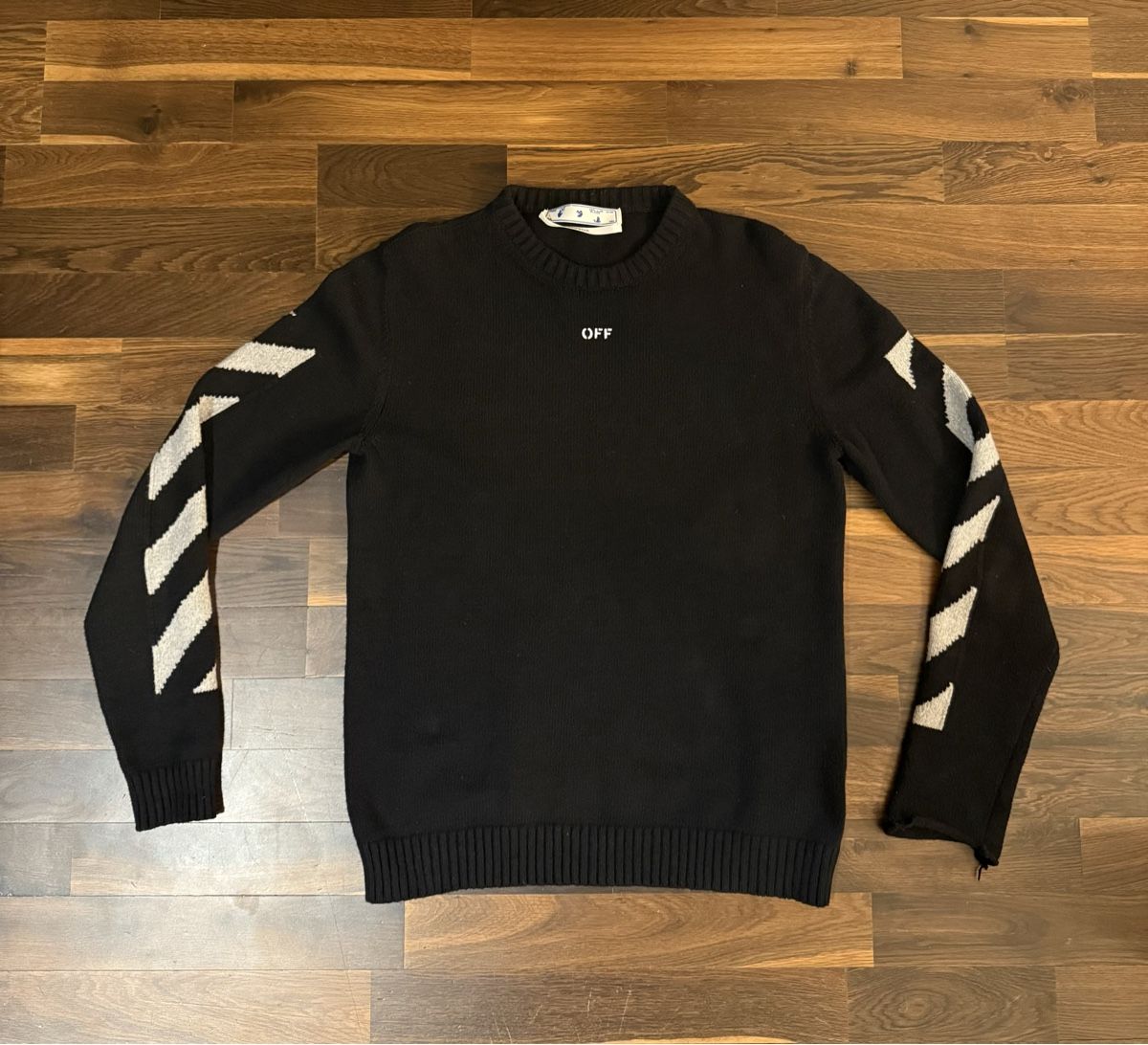 Off-White Maglioni & Felpe: Off white Pullover Crewneck/Black Grösse M – Nuovo (secondo la descrizione) da Gundetswil venduto da Dsschaer