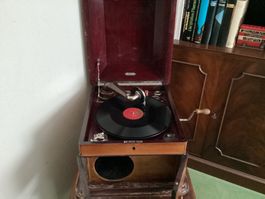 Antikes Grammophon Reinert Luthier