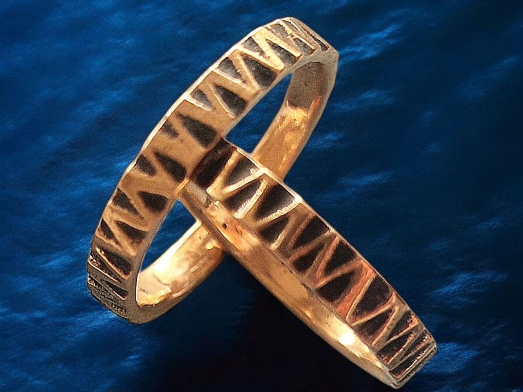 Anelli: Feiner Herrenring,  Bronze, Grösse 63 – Nuovo e nell'imballaggio originale da Aarau venduto da Schmuckhoehle_MD 4