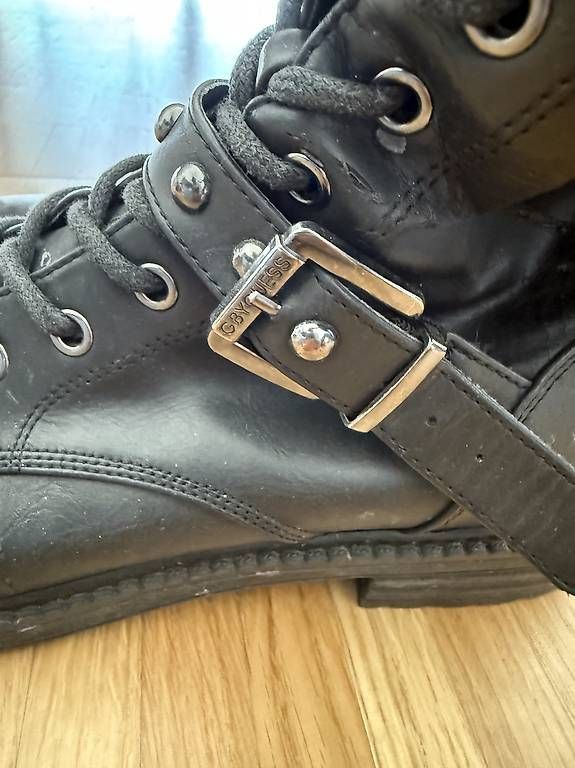 Scarpe da donna: Boots | Brand: G by Guess – Difettoso da Basel venduto da you_5sm7 2