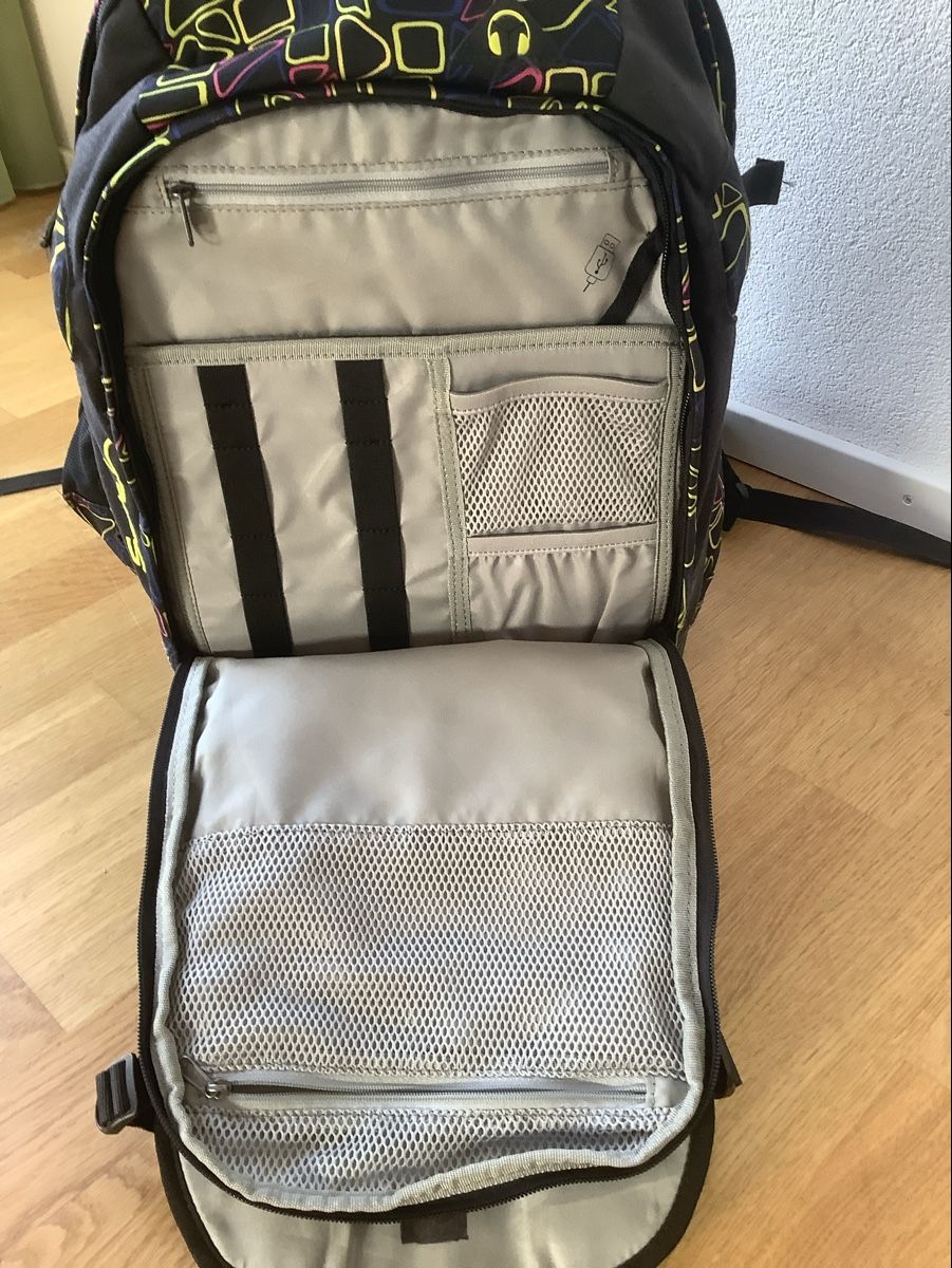 Satch Zaini: Satch Match Plus Schulrucksack schwarz mit Muster – Usato da Adliswil venduto da Urspirit 4