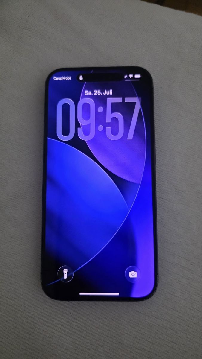 Apple Portables: Iphone 15 Pro – D'occasion à Laupen ZH par Lion.Mannoni
