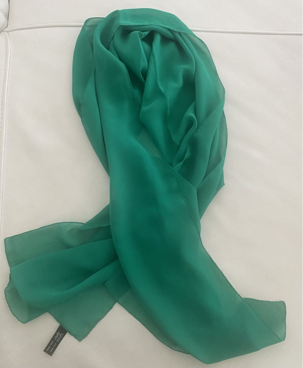Foulard & Sciarpe: Seiden Schal 🌸 – Usato da Opfikon venduto da Luis144 1