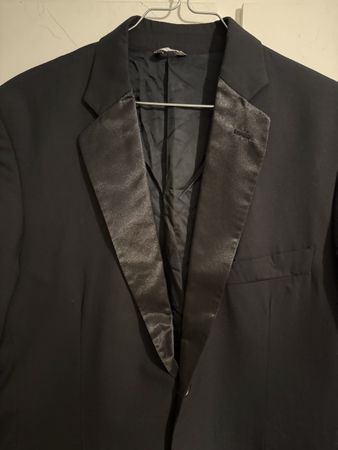 smoking  nero elegante Sartoriale Taglia 48