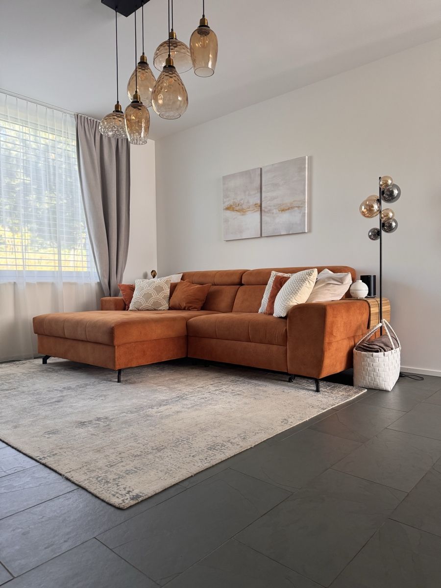 Sofas: Grosses Ecksofa in Orange/Rostfarben – mit Bettfunktion – Gebraucht aus Watt von jak_85hj