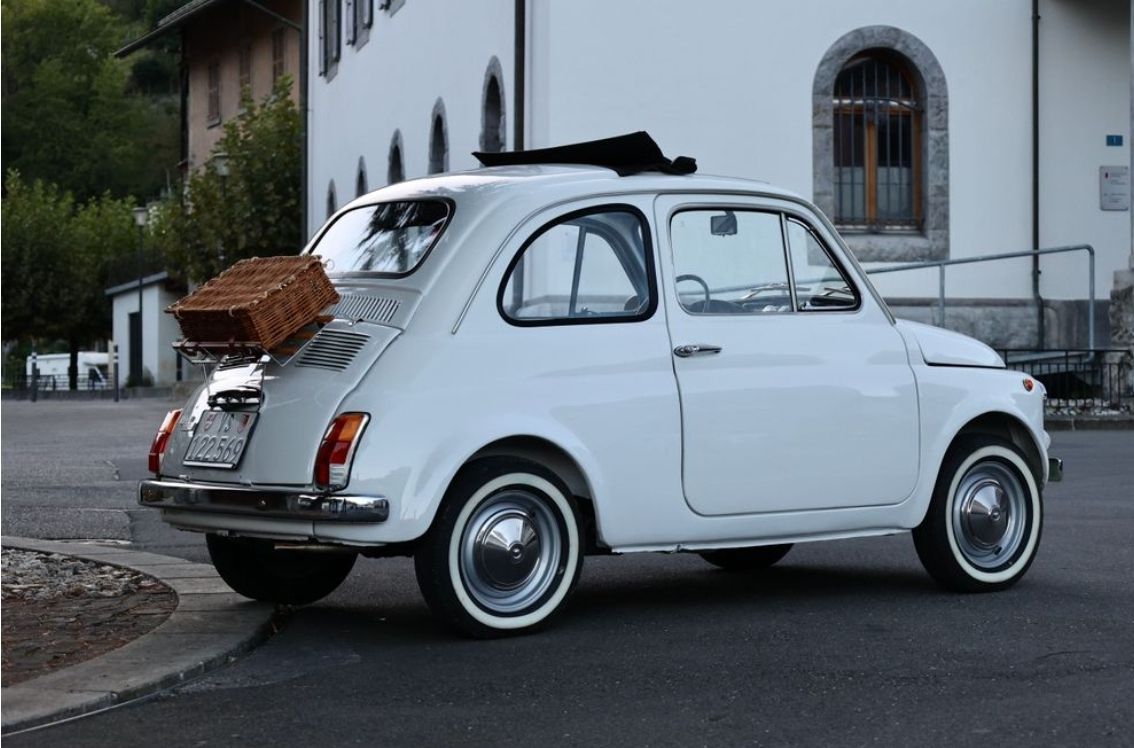 Buoni: FIAT 500 Oldtimer "Mieten" -  für jeden Anlass ein Highlight – Usato da Dottikon venduto da Mobih 5