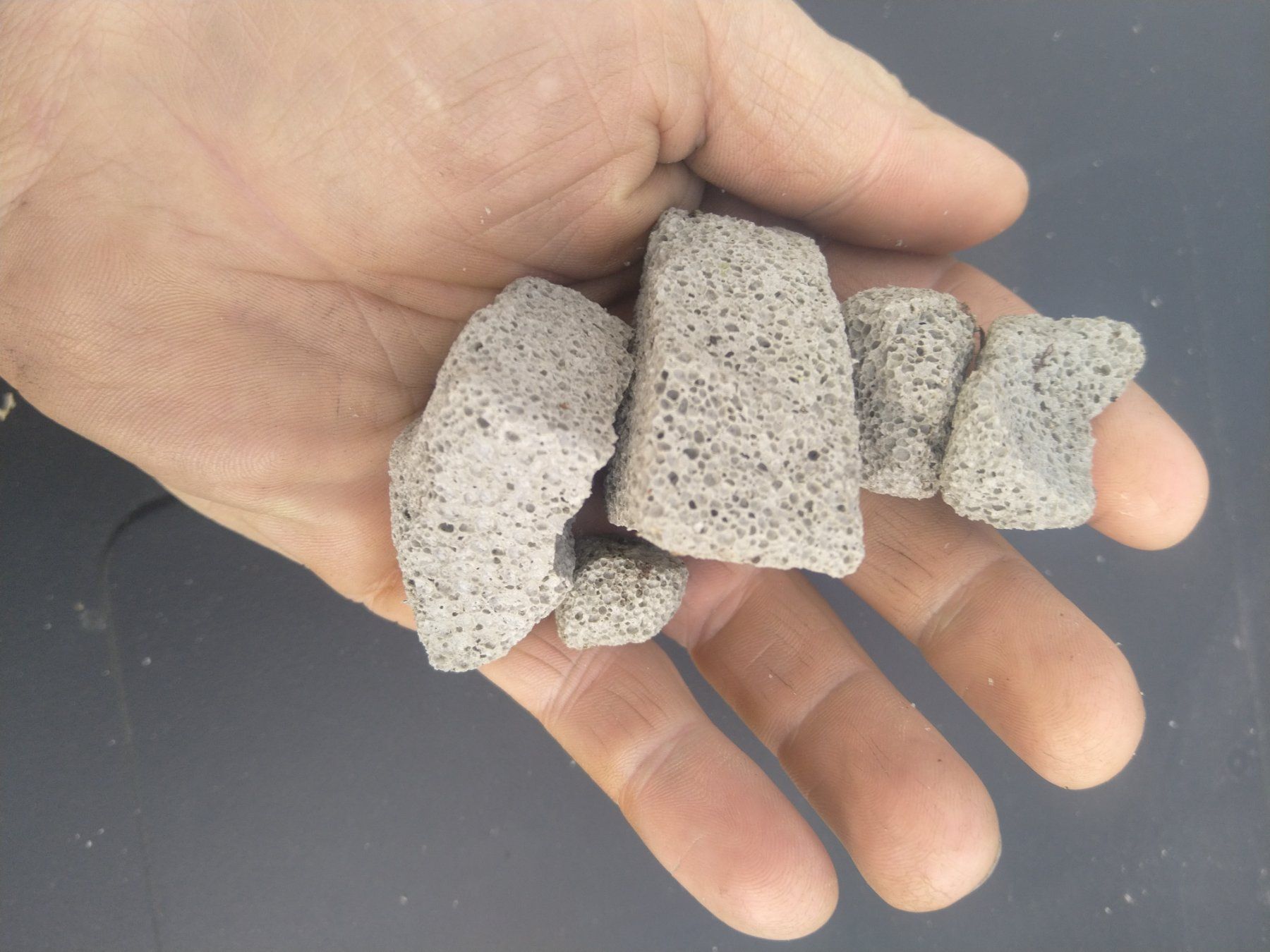 Materiale di riempimento: Biete Misapor Dämmung Steine 50er – Nuovo e nell'imballaggio originale da Willisau venduto da Turbofarmers 3