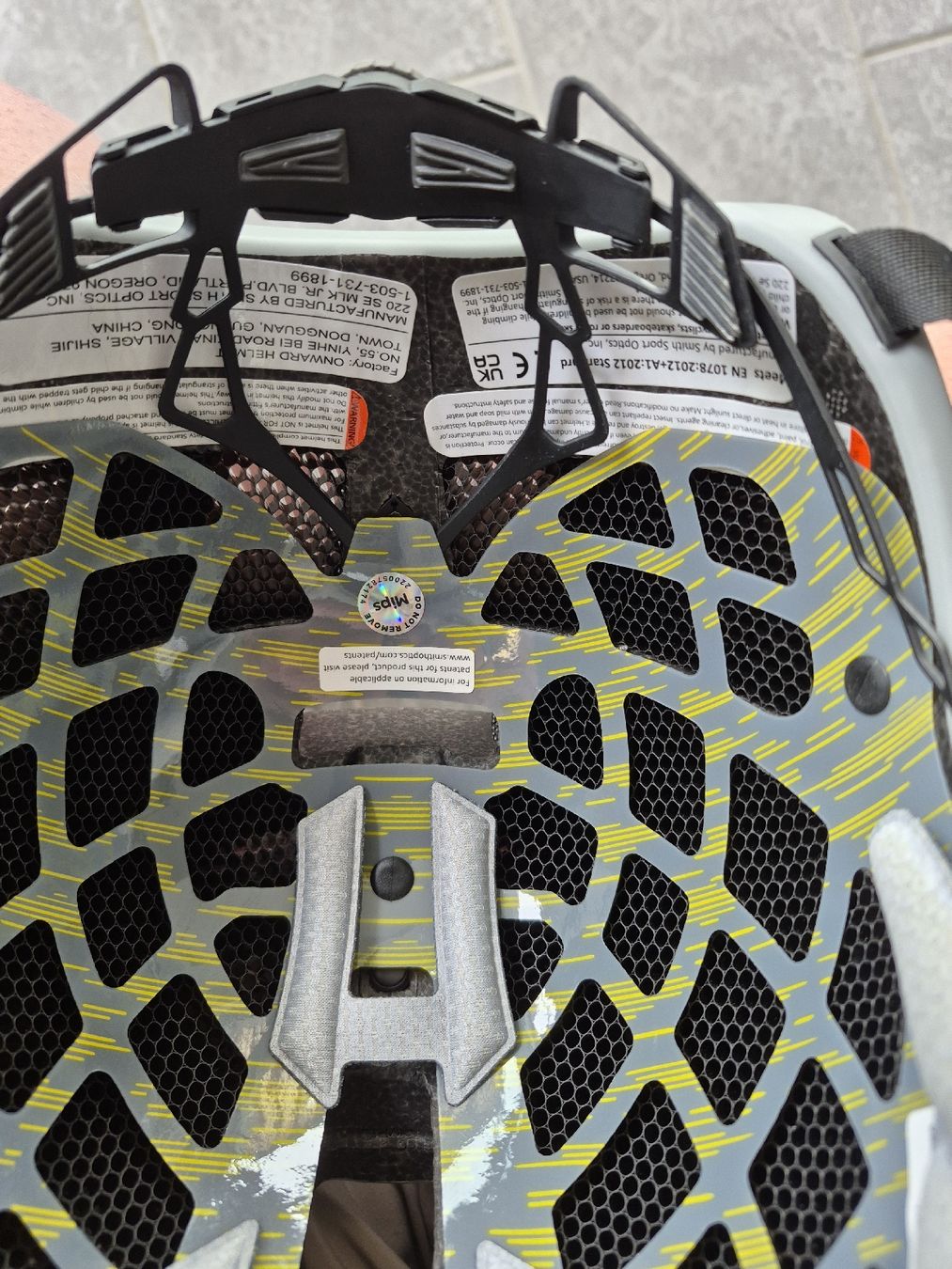 Caschi: Fahrradhelm Smith Forefront Mips und Kryptonite Schloss – Usato da rothrist venduto da Hr2 3