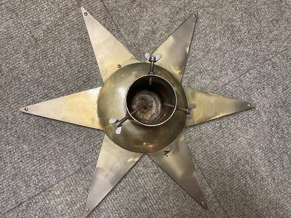 Basi per albero di Natale: Super schöner Christbaumständer STERN – Usato da st.gallen venduto da knuud