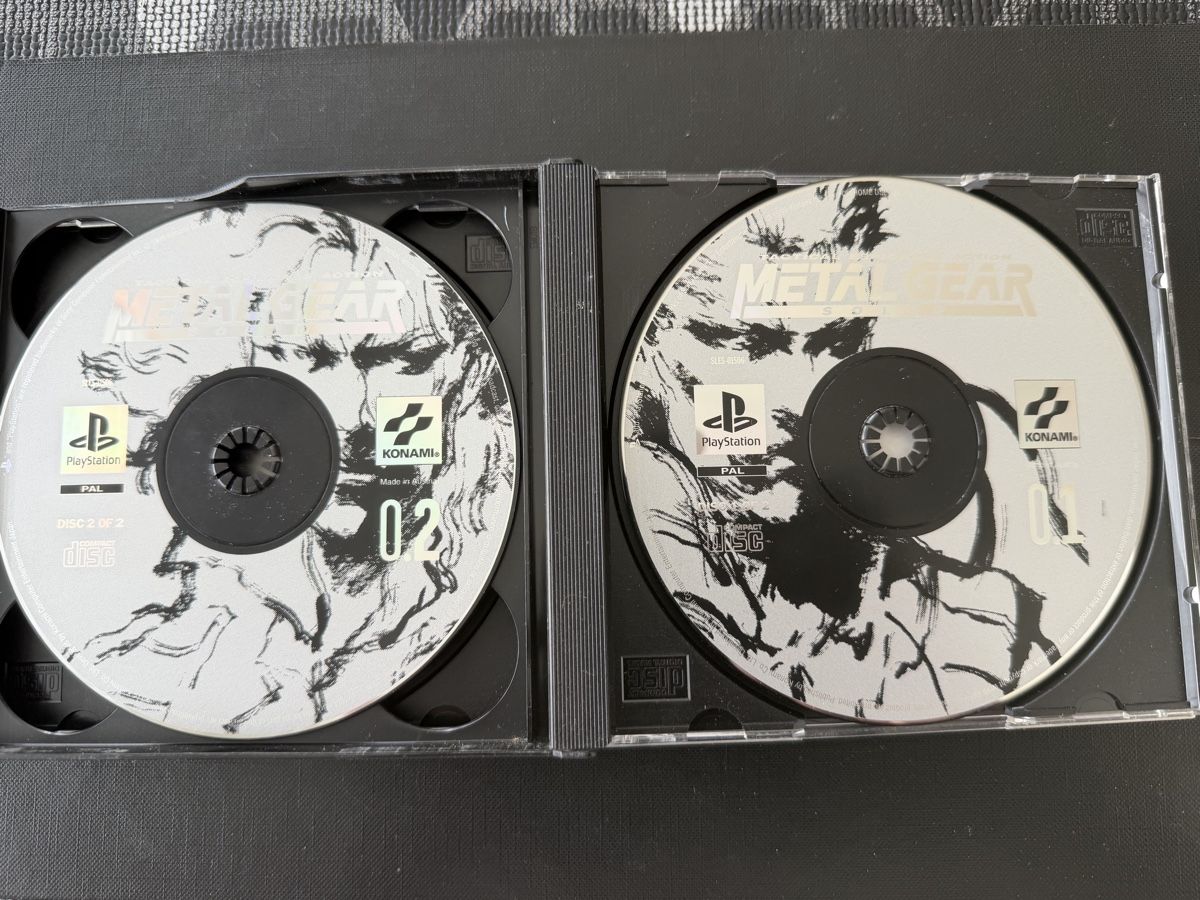 Spiele: Jeu PS : METALGEAR SOLID (PAL) – Gebraucht aus Savigny von Matgab94 4
