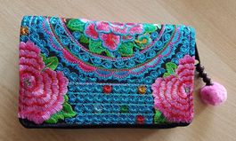 PORTEMONNAIE - Floral Bestickt - Neu - mit POMPON - 16x10cm