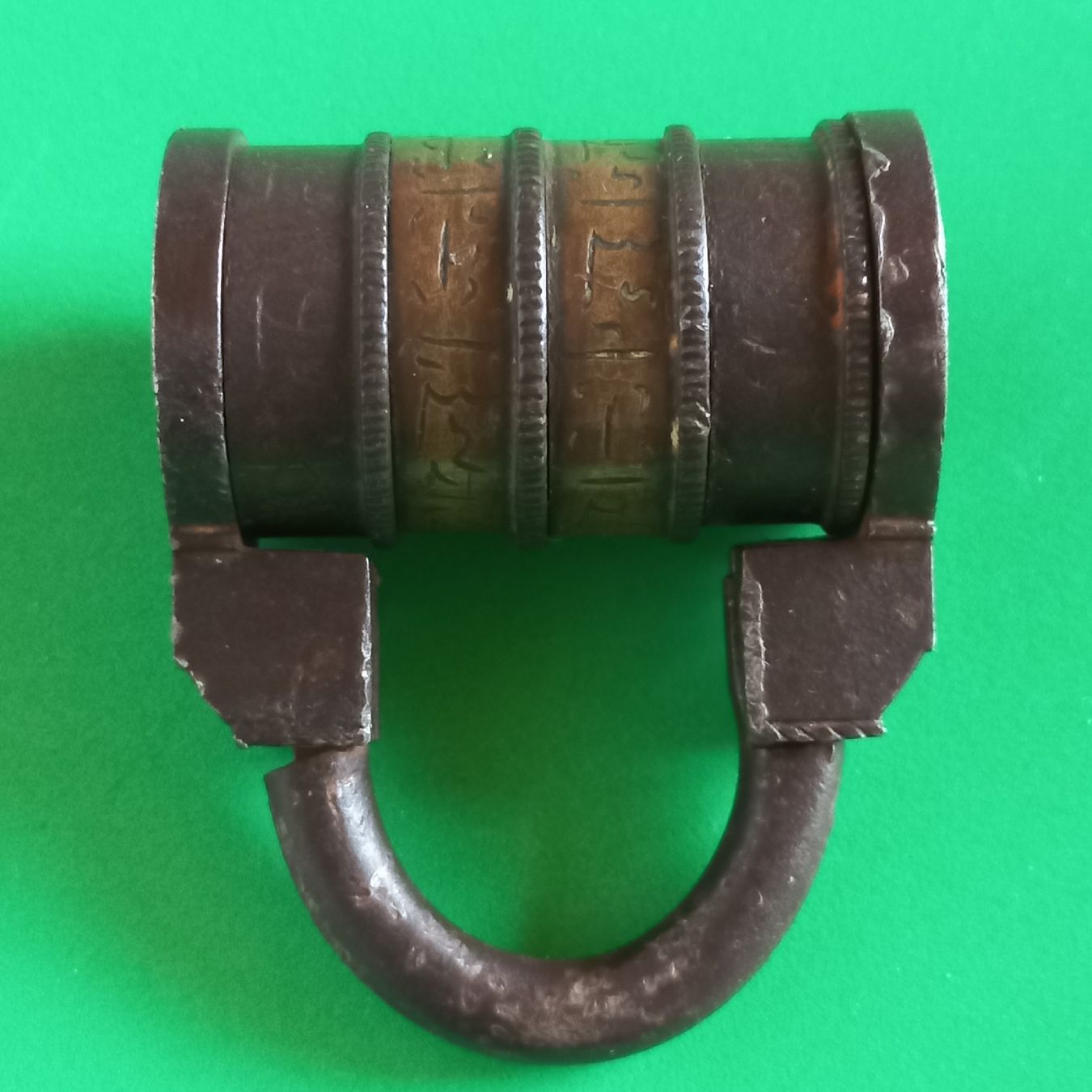 Lucchetti: Ancien cadenas à combinaison. – Usato da Dompierre FR venduto da fat_xth5 2