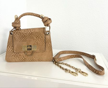 Hand- / Umhängetasche Beige mit Schlangenmuster- TOP Zustand