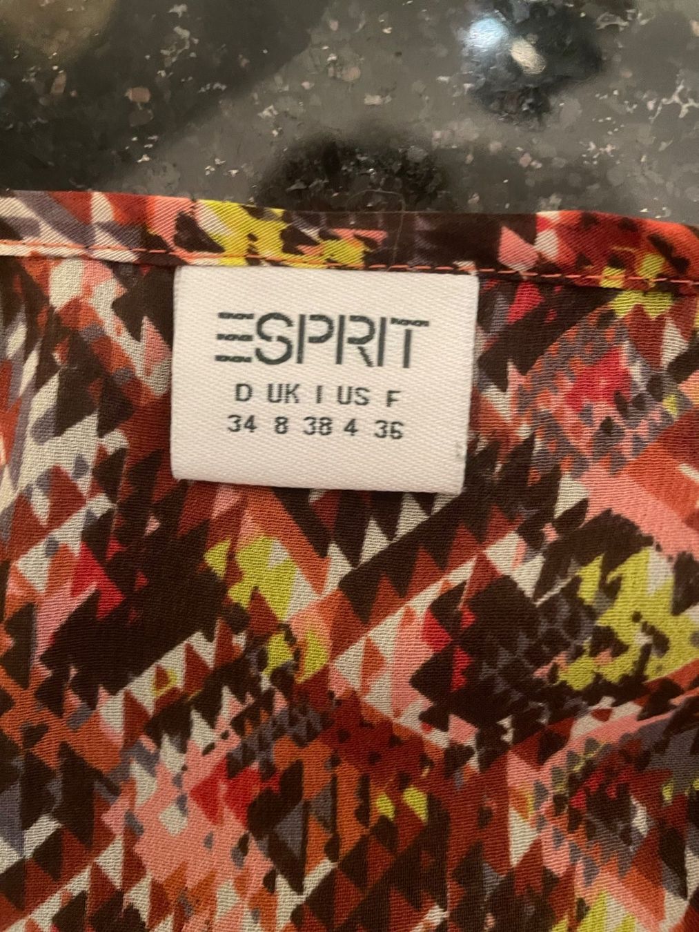 Esprit Camicette: Esprit coole, auffällige Bluse mit passendem Top, Grösse S – Usato da Niederweningen venduto da baghirac 6