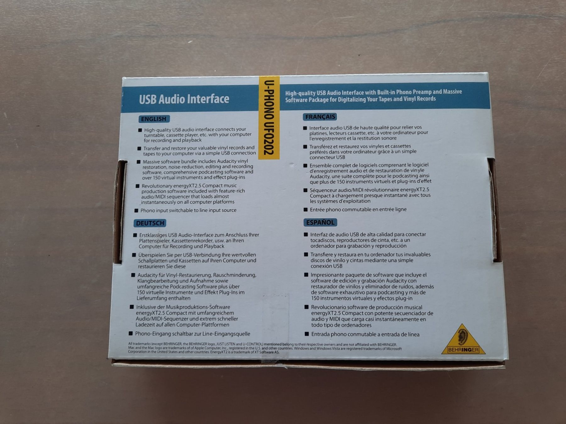 Behringer Konverter: Behringer U-PHONO UFO202 USB-Audio-Interface – Neu – Neu und originalverpackt aus Le Mont Pelerin von riri230 1