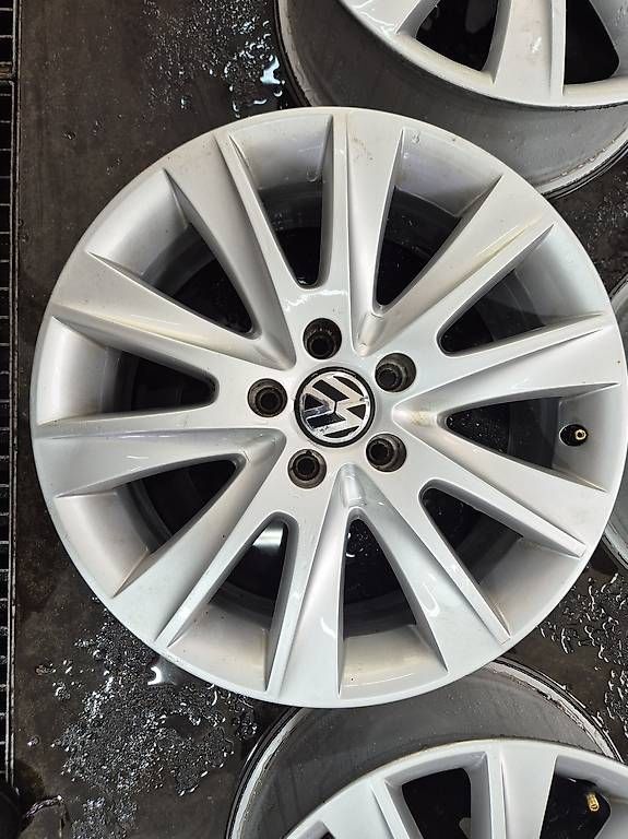 Cerchioni: VW Felgen Original – Usato da Münchenstein venduto da last-minute- 2