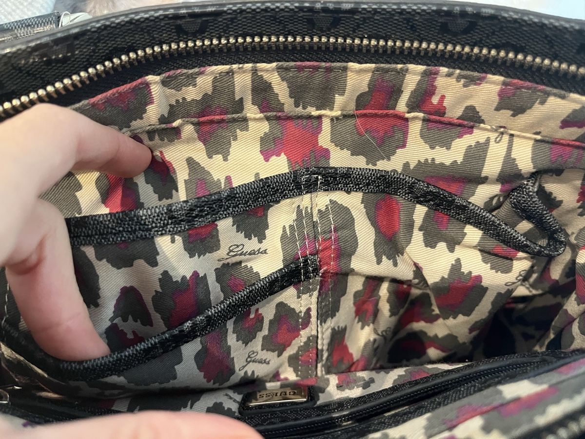 Guess Borse da donna: Guess Tasche – Usato da Turgi venduto da SvetlaM 2